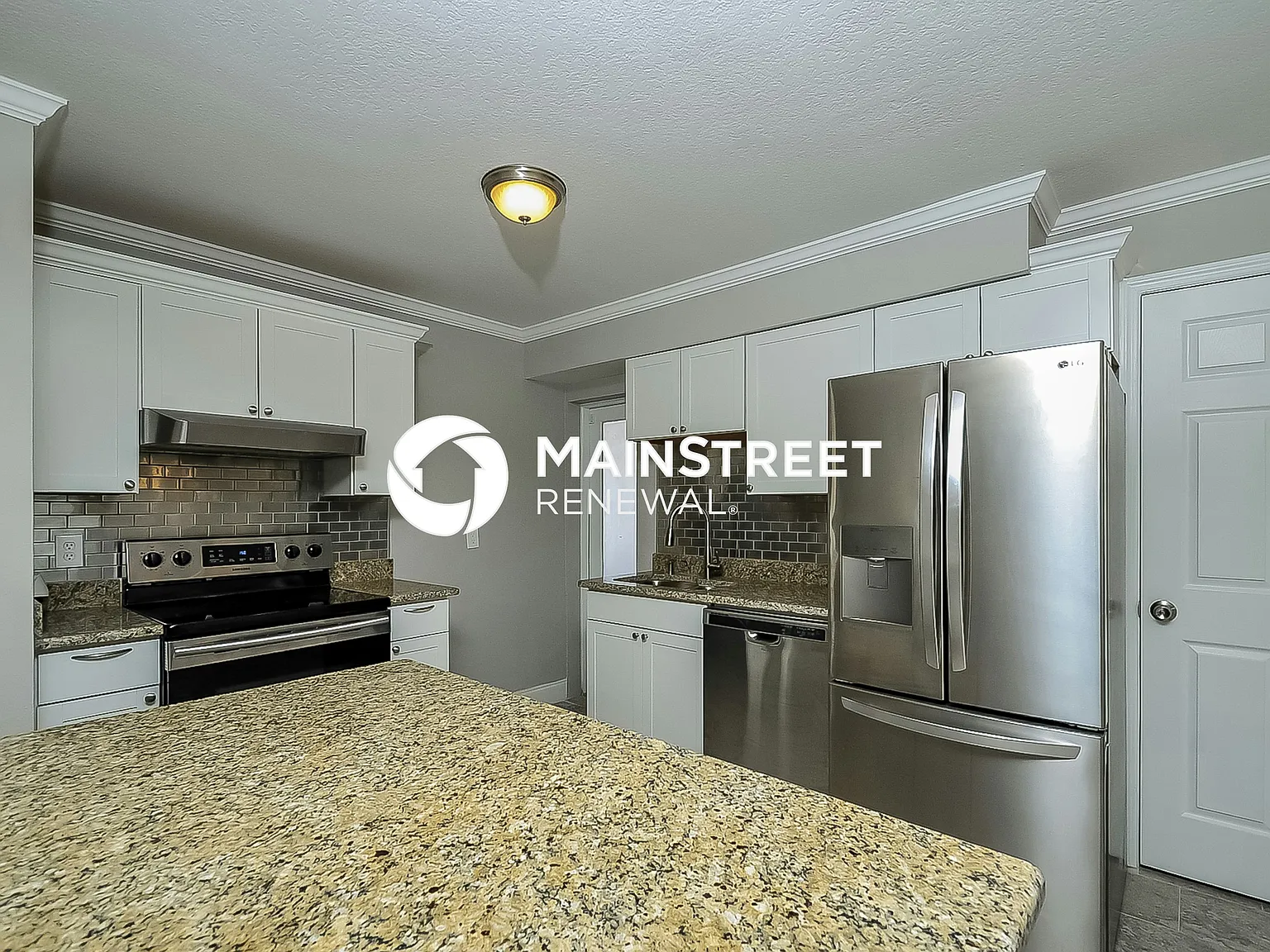 2520 Avenue A SW — Photo 3