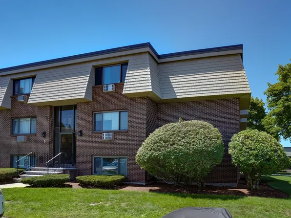 6 Hallmark Gdns APT 9, Burlington, MA 01803