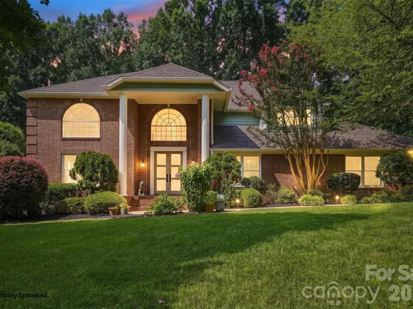 8909 Abberley Ct, Huntersville, NC 28078