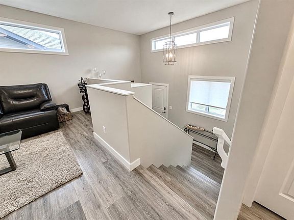 3rd image of 58 E Village Cres