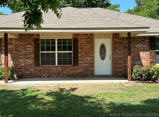 1103 G St SW, Ardmore, OK 73401