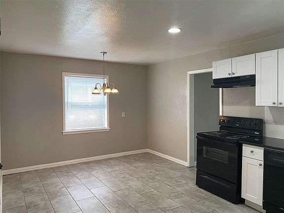 4th image of 5524 Dennis Ave