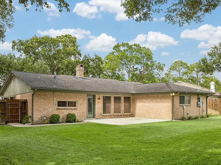 12427 Brandywyne Dr — Photo 31
