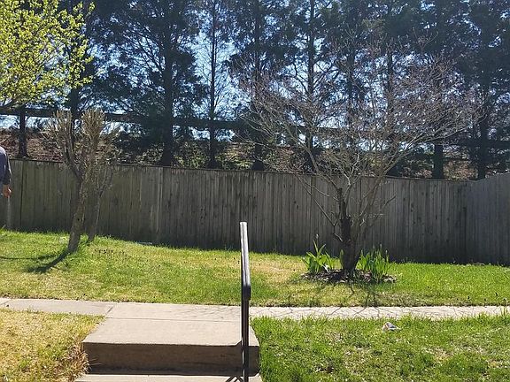 3rd image of 6118 Hoskins Hollow Cir