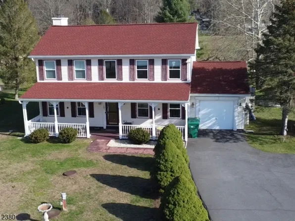 101 Race Track Ci, Montague Twp., NJ 07827