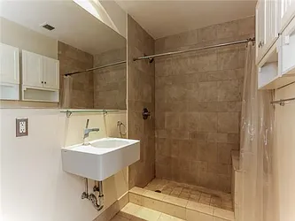 Rented by Warburg