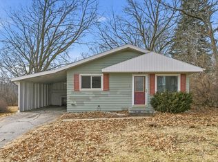 6 N Myrtle St, Glenwood, IA 51534