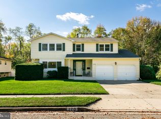 170 Canterbury Rd, Mount Laurel, NJ 08054