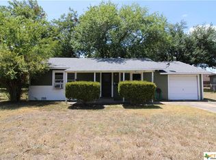 4203 Halsey St, Victoria, TX 77901