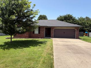 835 S Natalie Avenue, Springfield, MO 65802