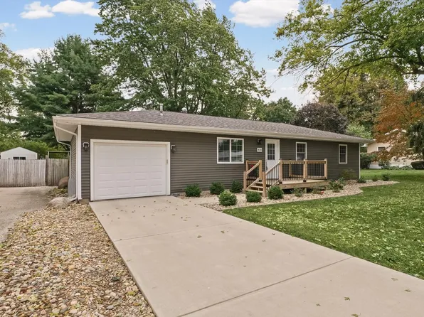 414 S Washington St, Cerro Gordo, IL 61818