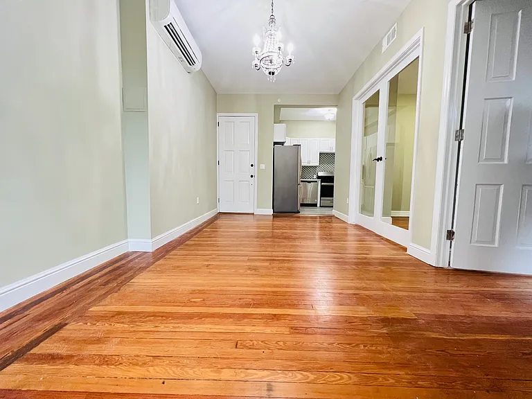 155 Beacon Hill Dr #6 — Photo 3