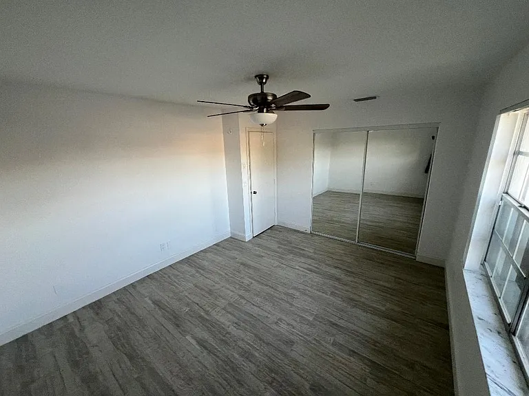 219 Bent Arrow Dr — Photo 8