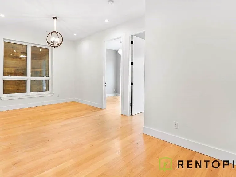 924 De Kalb Ave #405A — Photo 4