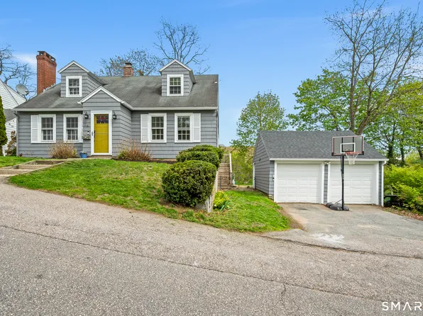 34 Harland Place, Norwich, CT 06360
