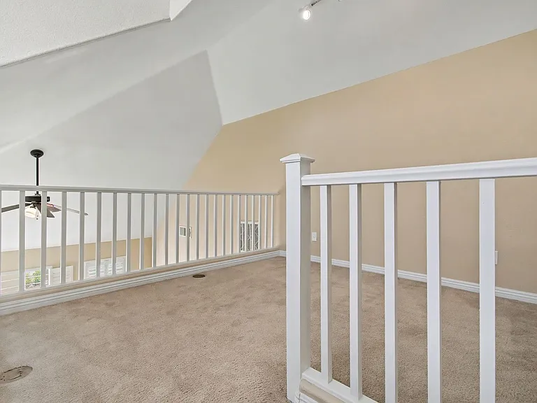 9221 Worsley Park Pl — Photo 30