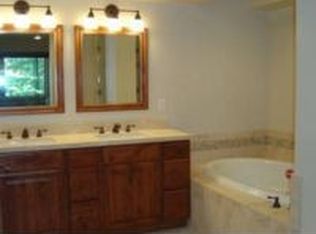 127 Zurs Ct, Mammoth Lakes, CA 93546