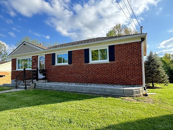 3rd image of 5471 Cannas Dr