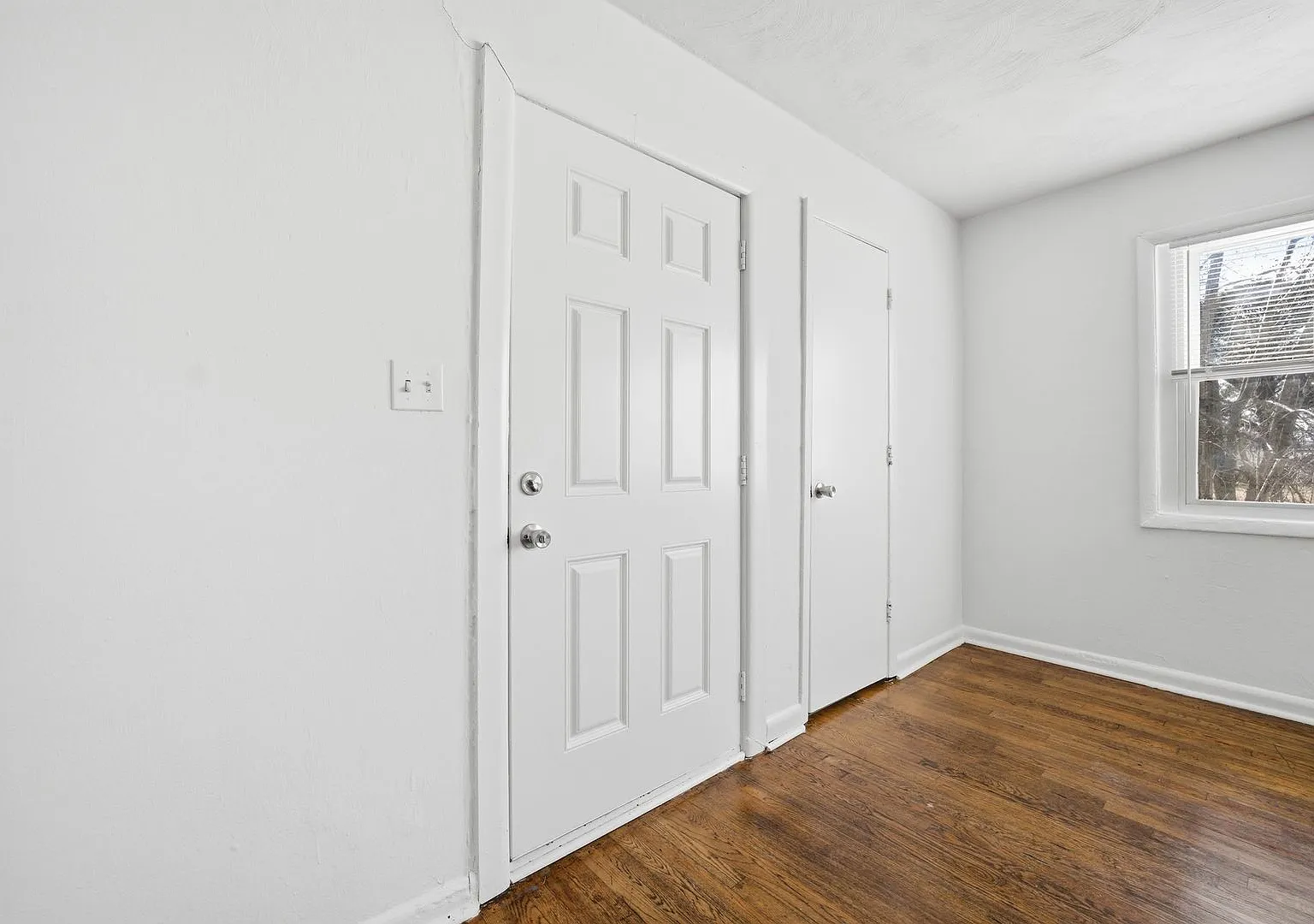 642 Dresden Drive — Photo 4