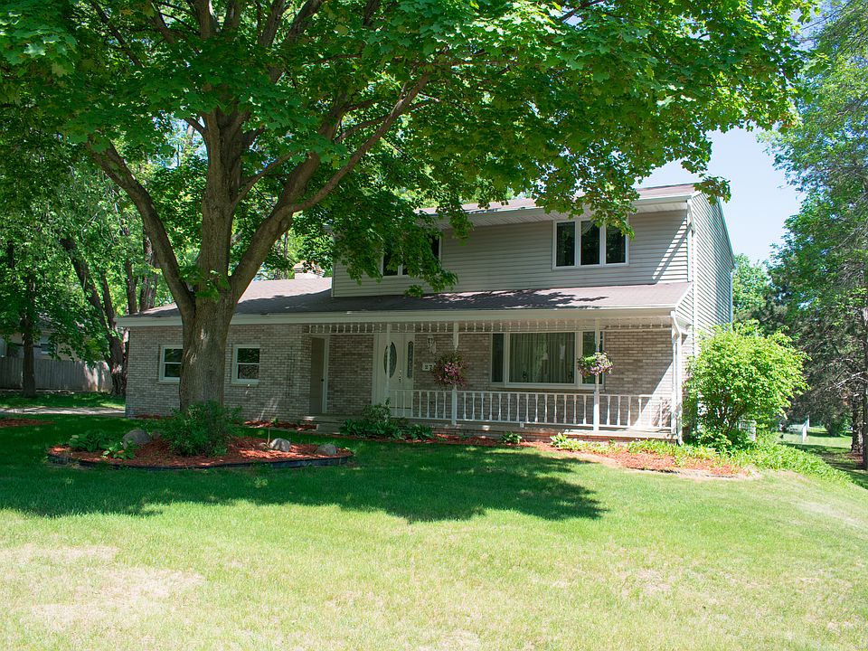 1st image of 2730 Whippoorwill Dr