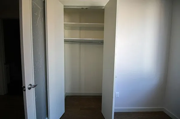 Rented by EXR | media 9