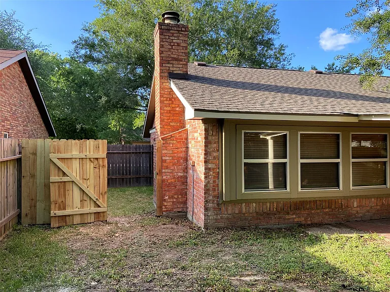 22503 Dabney Manor Ln — Photo 3