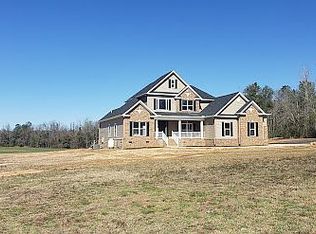 270 Goldfinch Trl, Saint Matthews, SC 29135