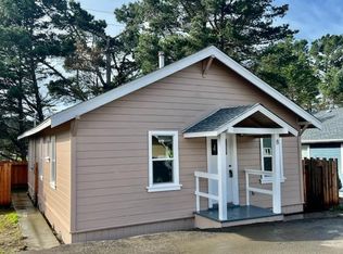 8 Fenwick Ave, Samoa, CA 95564