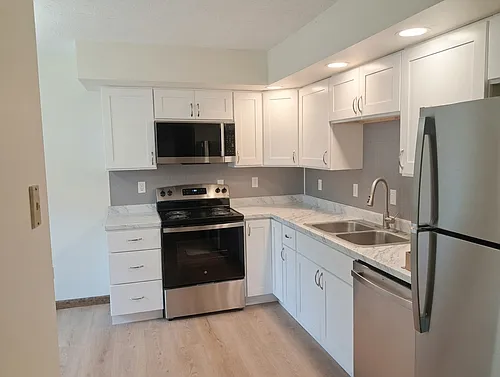 501 Lord Ave Photo 1