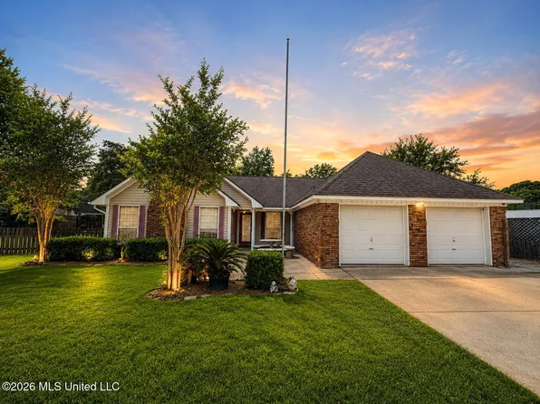 2 Chloe Ct, Long Beach, MS 39560