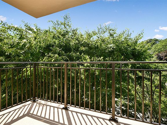 5th image of 25 Rockledge Ave APT 503
