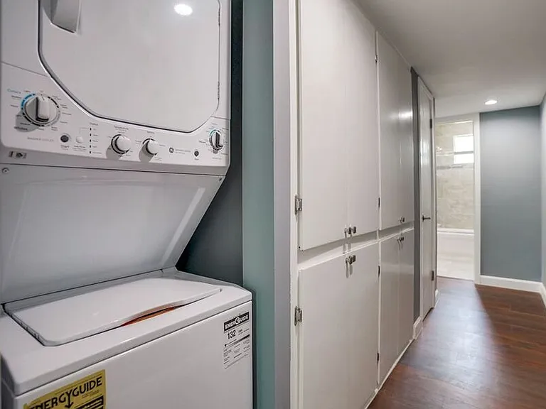 920 Enterprise Ave — Photo 28