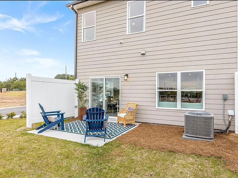 8 Lumpkin Ln — Photo 14