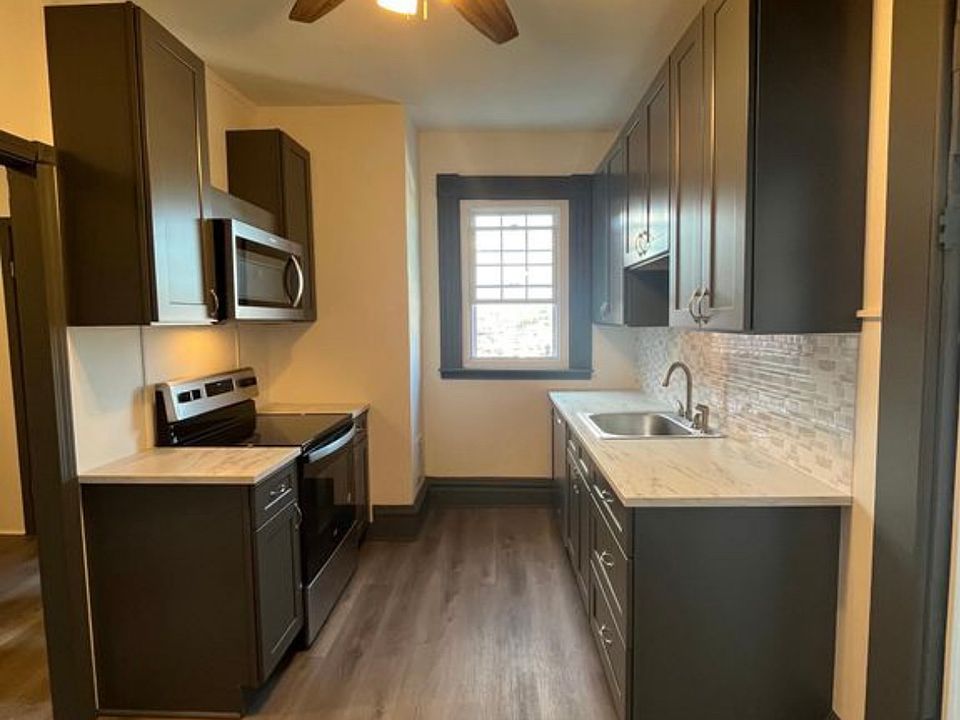 1st image of 2307 Mission St S #2