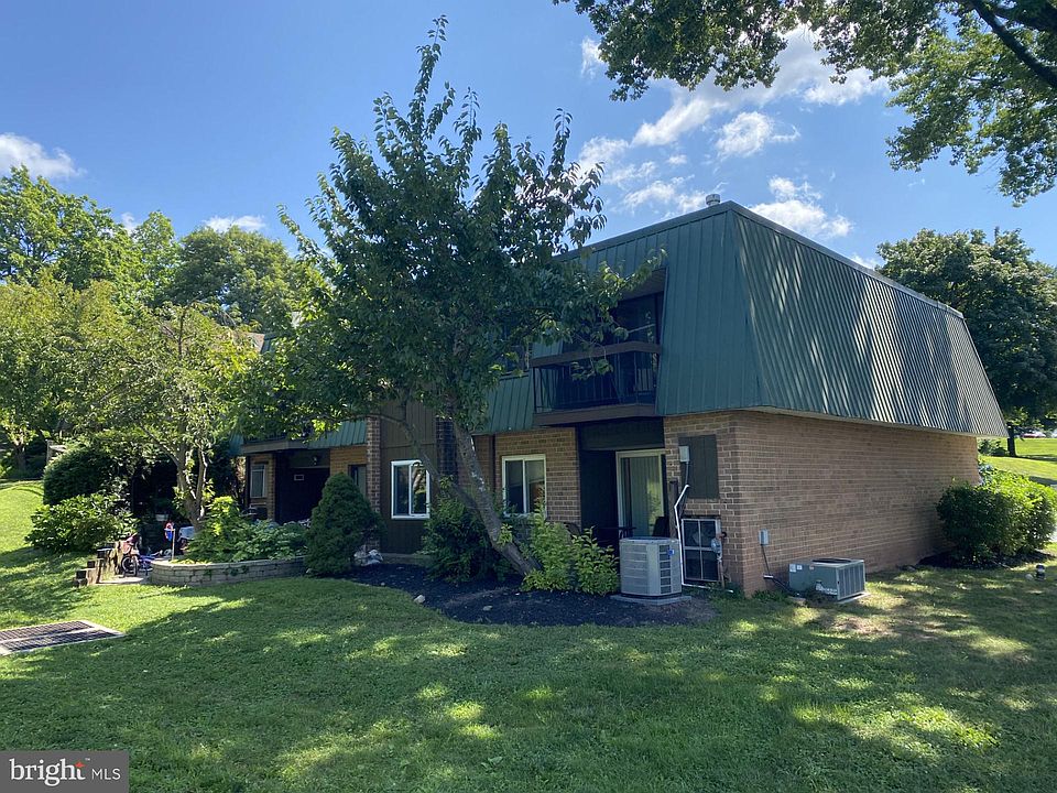 The Meadows 1028 Meadowview Ln Mont Clare PA Zillow