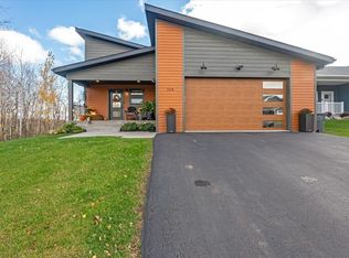 328 Coffee Creek Blvd, Duluth, MN 55811