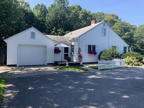 2nd image of 14 Lorraine Road
