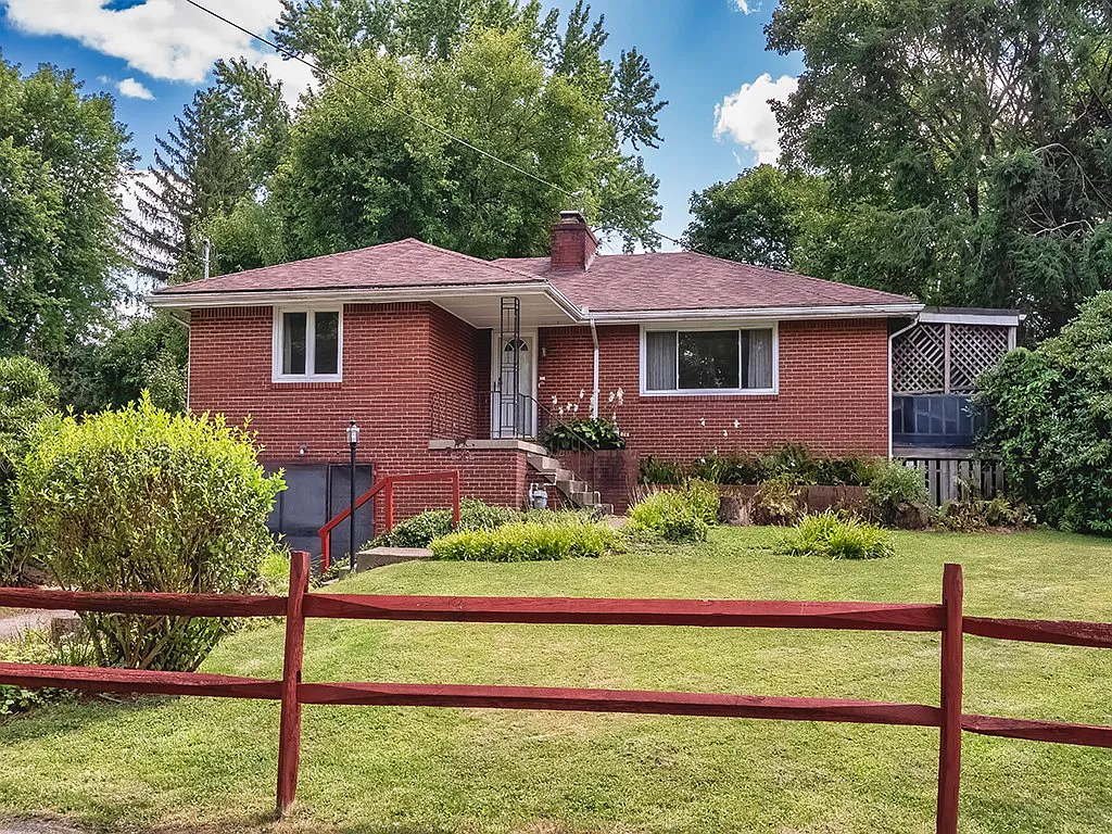 316 Jefferson St photo 1