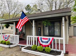 106 Lakeview Ave, Houghton Lake, MI 48629