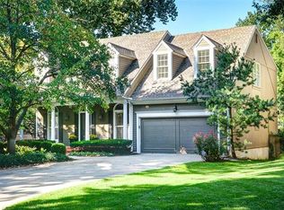 5440 Aberdeen Rd, Fairway, KS 66205