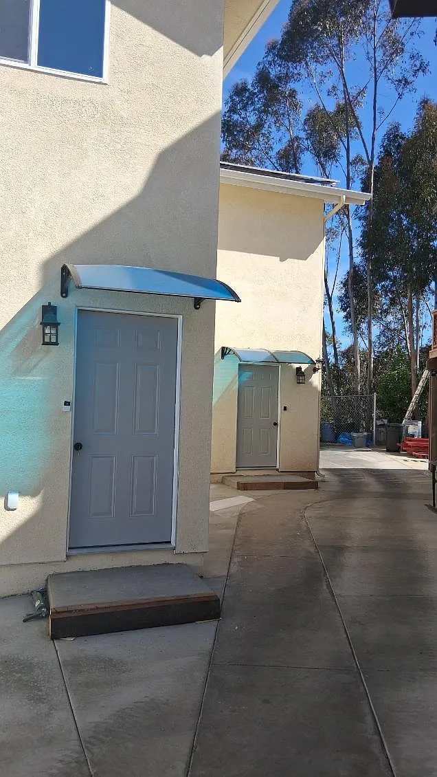 Building Photo - 11048 Canyon Mesa Ln #3
