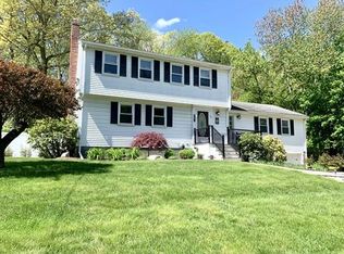 20 Mackintosh St, Franklin, MA 02038