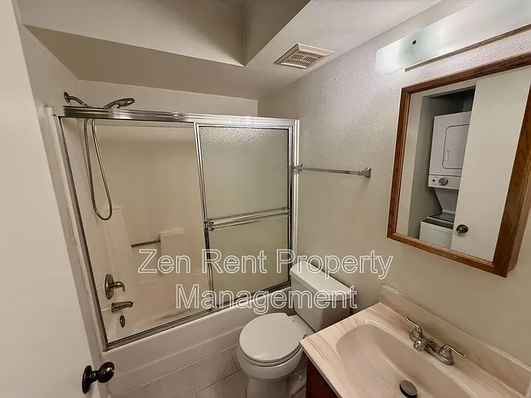 286 W Palomino Dr #146 — Photo 16