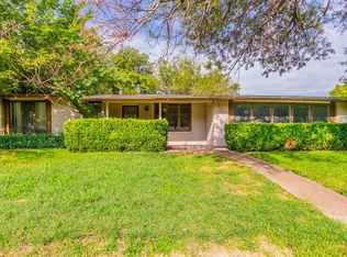 2223 Ridgeway St, Arlington, TX 76010