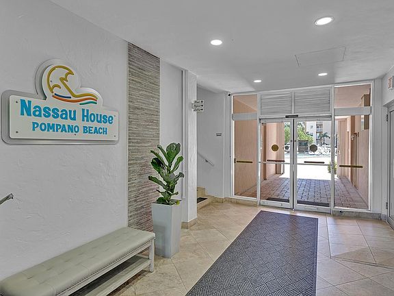 5th image of 301 N Ocean Boulevard #805