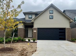 7829 Trailside Ct, West Bloomfield, MI 48323