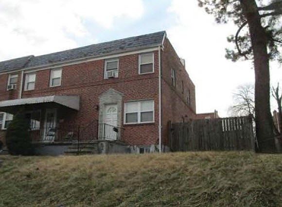 2nd image of 1126 Cooks Ln