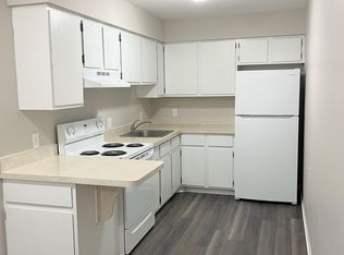 22040 Huron River Dr #10996418, Rockwood, MI 48173