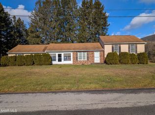 147 Pine St, Hyndman, PA 15545