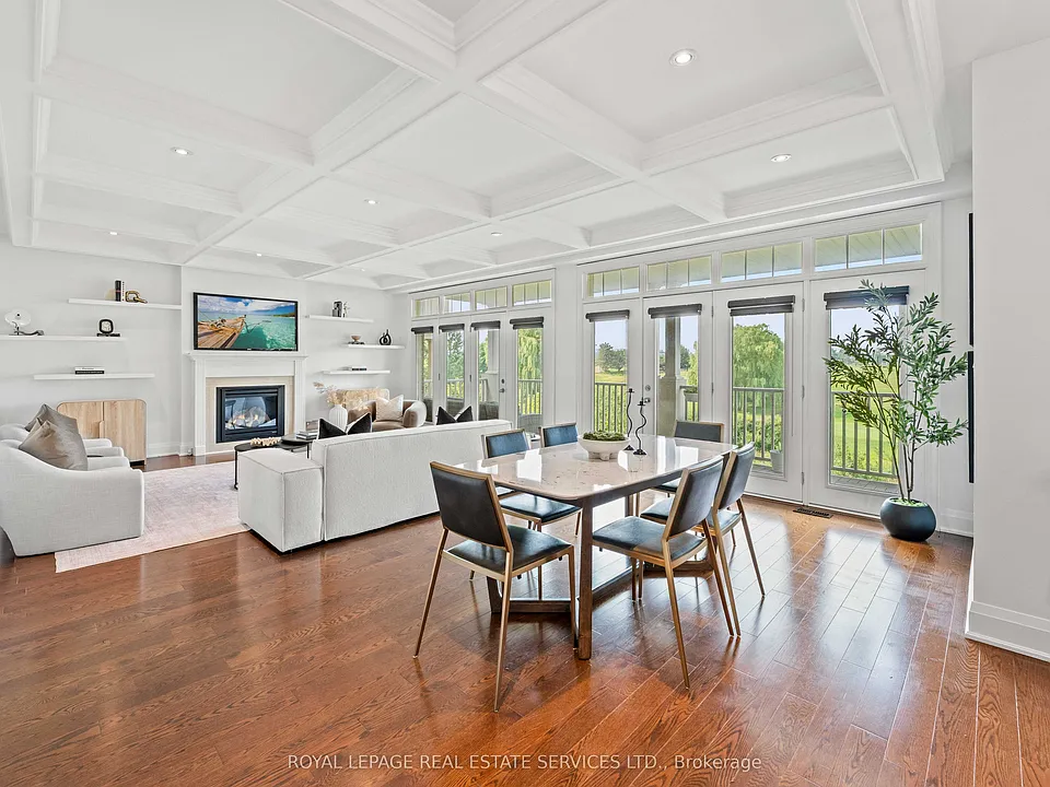 118 Coastline Dr
